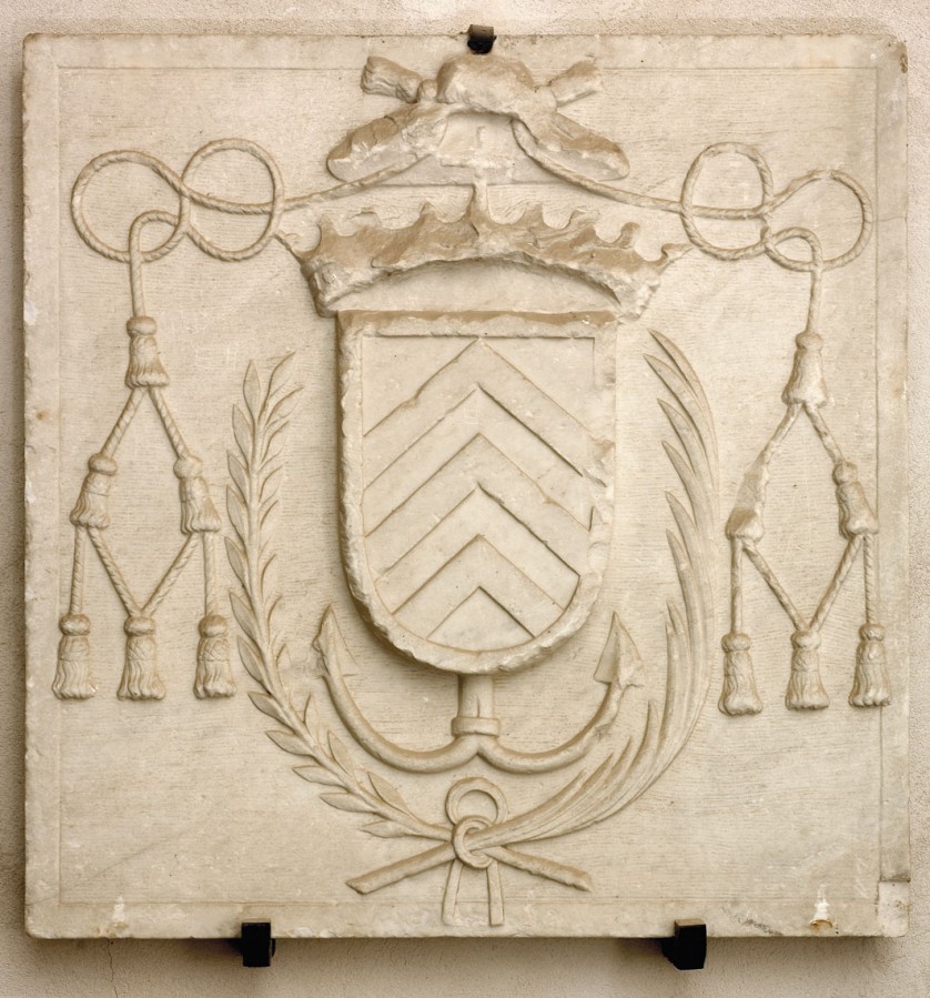 Plaque en marbre, armoiries du cardinal de Richelieu (Fort royal)