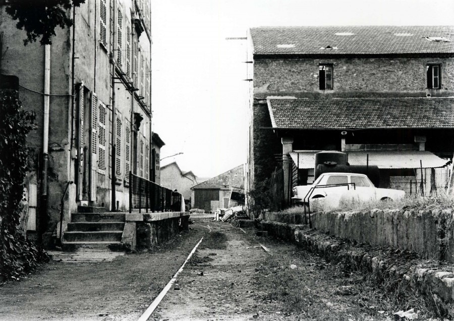 Immeubles de la Verrerie  l'abandon. 1980 (3Fi533)