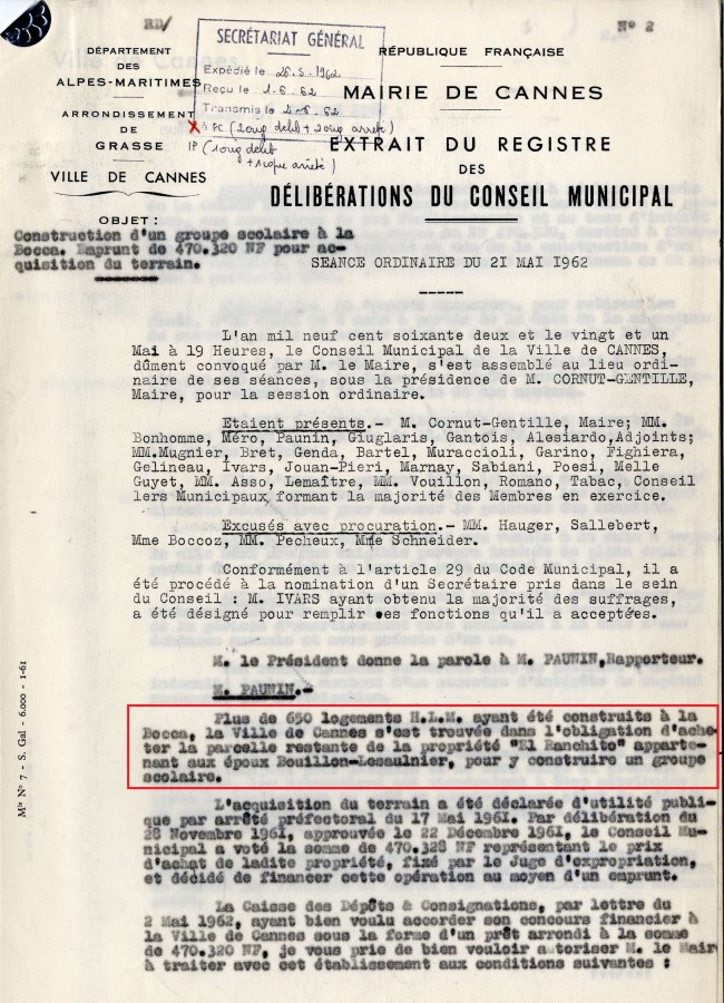 Dlibration municipale pour la construction d'un groupe scolaire  La Bocca. 1962 (58W83)
