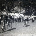 Passage du Tour de France � La Bocca. Ann�es 1930 (59S11)