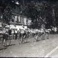 Passage du Tour de France � La Bocca. Ann�es 1930 (59S11)