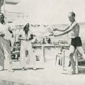 Maurice Chevalier, sa femme Yvonne, Pol Rab au Palm Beach, 1932 (AMC Jx72, La Saison de Cannes, 1er août 1932) © phot. Traverso