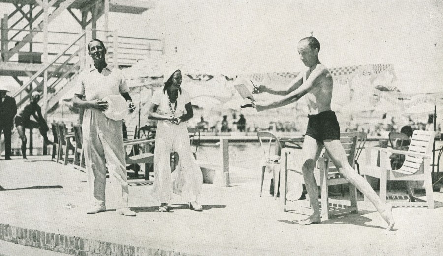 Maurice Chevalier, sa femme Yvonne, Pol Rab au Palm Beach, 1932 (AMC Jx72, La Saison de Cannes, 1er aot 1932)  phot. Traverso
