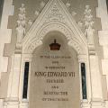 Plaque, hommage à Edouard VII - intérieur église St George's (AMC 14Fi1185)