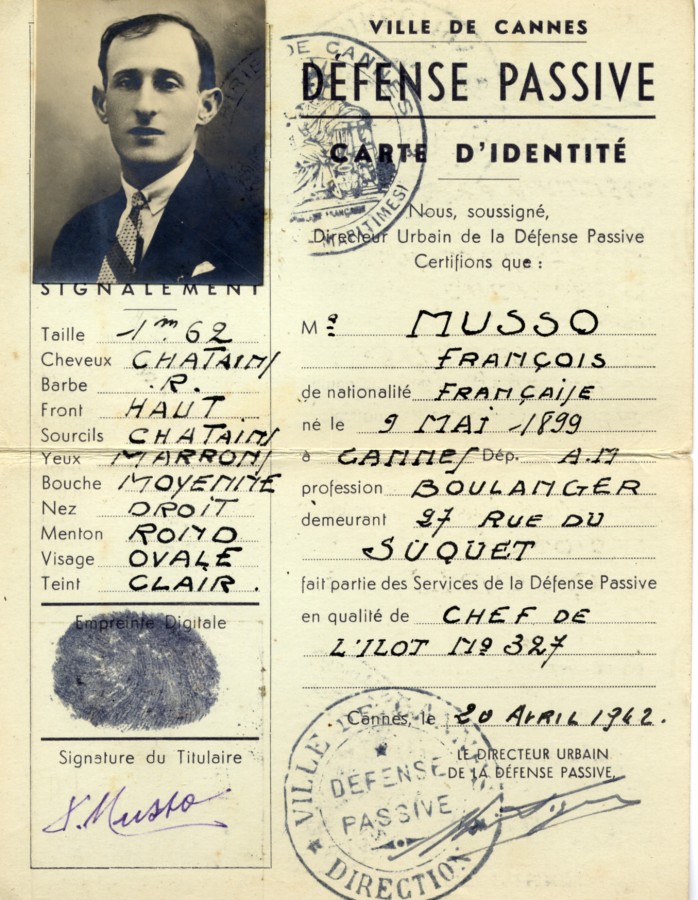 Carte d'identit de la Dfense Passive, Monsieur Franois Musso, 1942 (38NUM61)