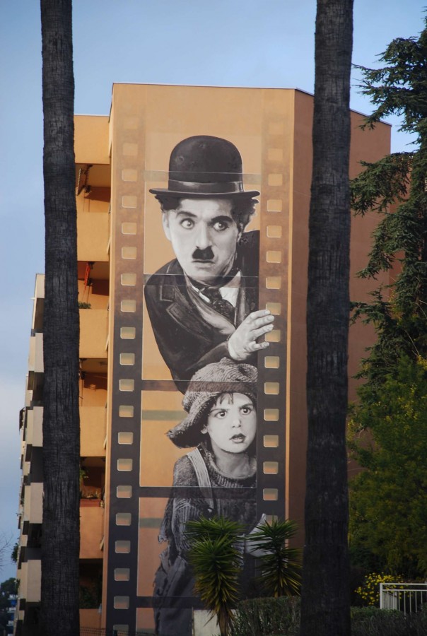 Charlie Chaplin et le Kid, boulevard Vallombrosa (44Fi43)