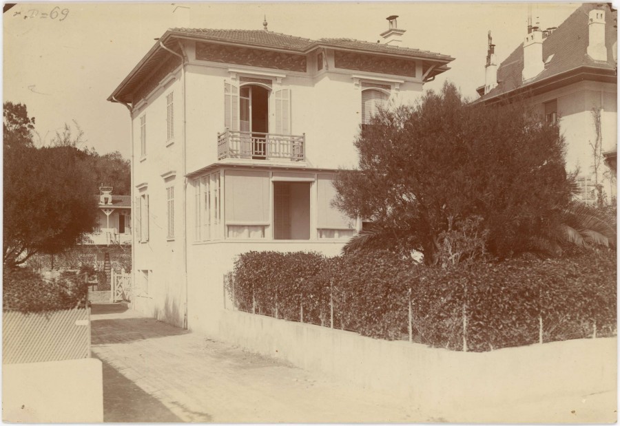 Villa Serpolette occupe par la Princesse Galitzine (2S344, 10Fi379)