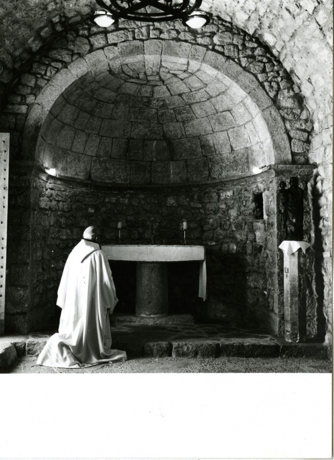 Moine en prire, chapelle de l'abbaye, AMC 14Fi61