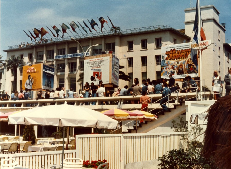 Foule du festival, en 1976 (11Fi40) 