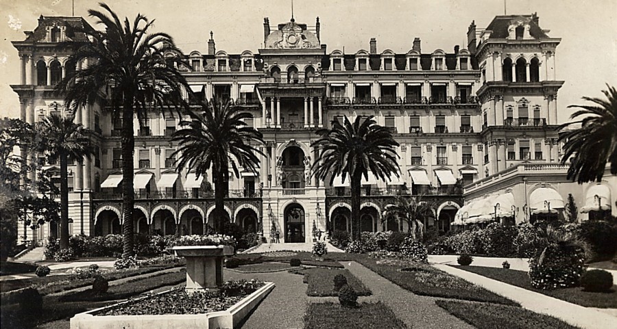 Le Grand Htel, palace de la Croisette, dans les annes 30 (2Fi1545)