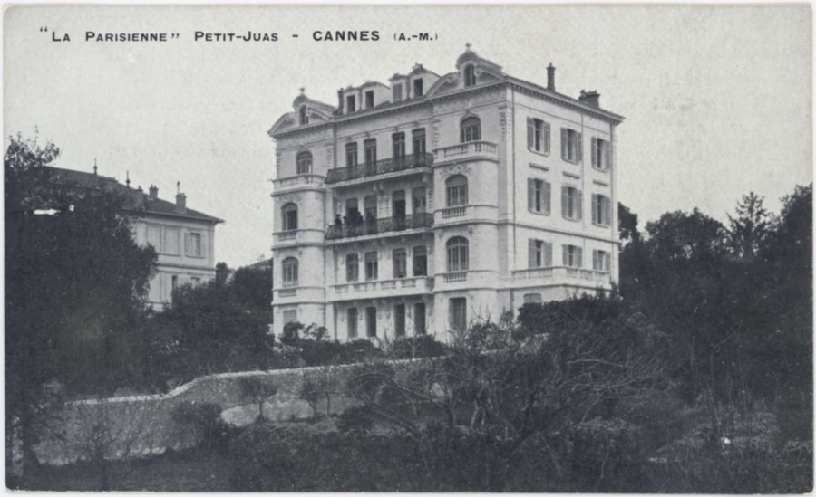 La Parisienne, oeuvre de l'architecte Laurent Vianay, 1909