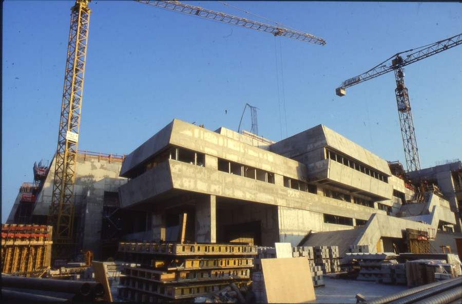 Le Palais des Festivals et des Congrès, construction (19Fi676).jpg