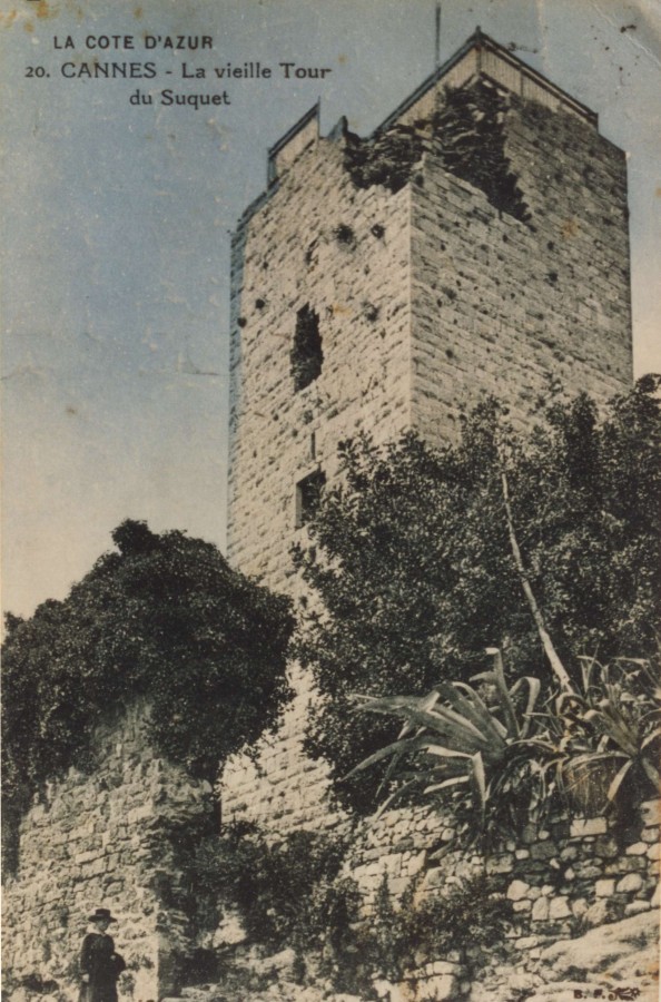 L'une des vieilles tours du Suquet (32Fi1384)