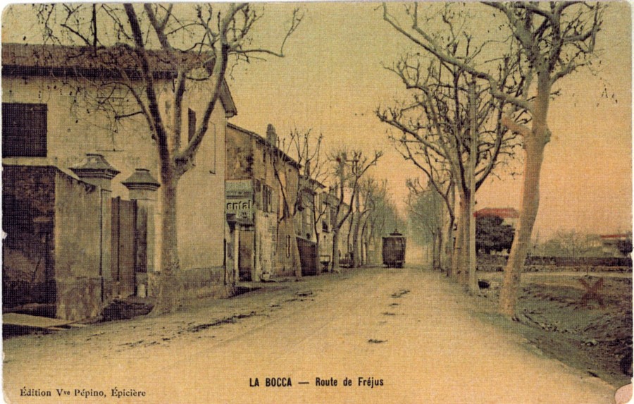 Carte postale reprsentant La Bocca, route de Frjus. 1870 (2Fi3112)