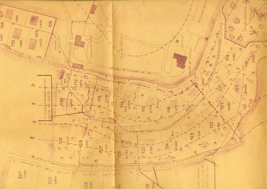 Plan du projet de lotissement sur les terrains de la proprit de la Villa Oulivetto. 1956 (2S953)