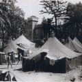 Camping dans le parc du Chteau de la Bocca. s.d. (31S13)