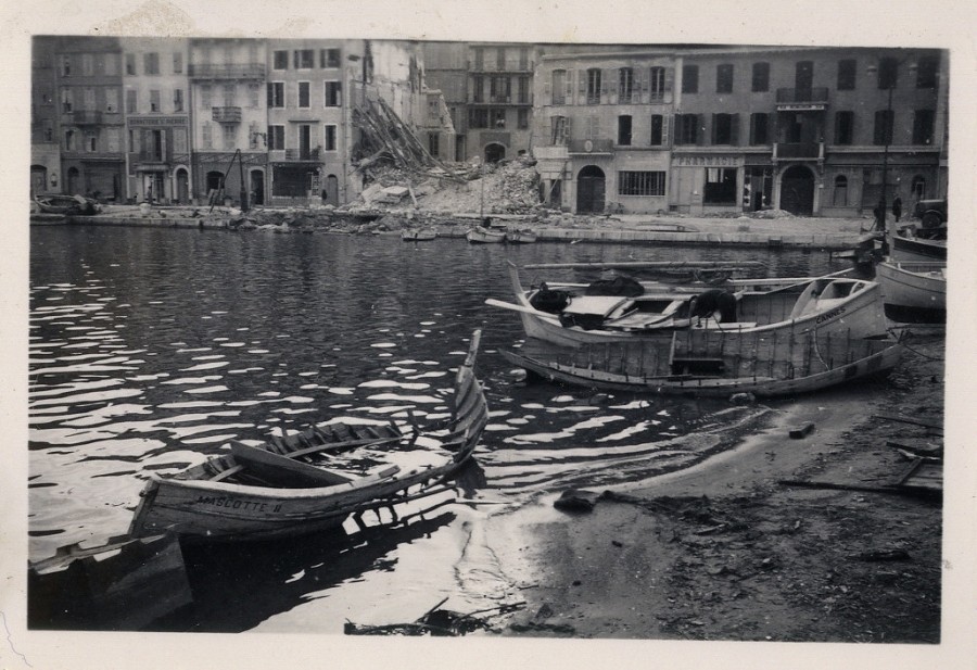 Photographie des destructions du quai Saint-Pierre, aout 1944 (13Fi395)
