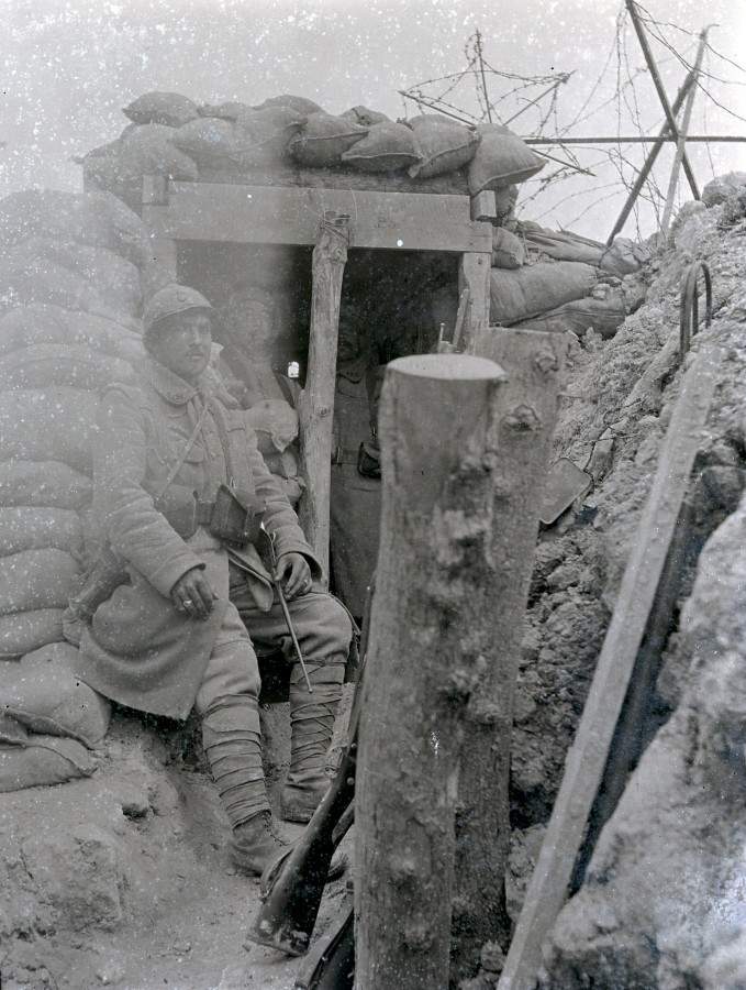 Soldats  lentre dune casemate, priode 1914-1918