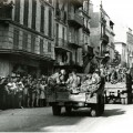 Photographie du défilé des libérateurs de Cannes rue Félix Faure, 1944 (13Fi37)