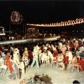 Soirée du Palm Beach avec feu d'artifice, années 70 (15Fi57) © A. Fernandez
