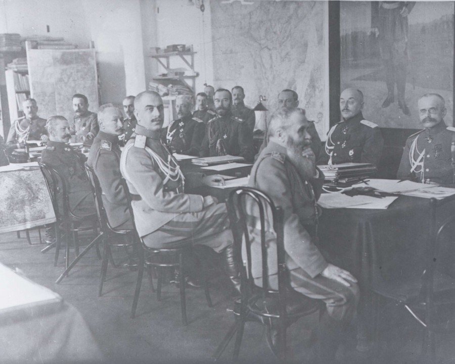 Conseil de guerre du 17 dcembre 1916, en Russie : un ngatif noir et blanc (25Fi1536)