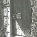Lourde porte cloute de l'abbaye  Photo Andr Steiner (56Fi28)