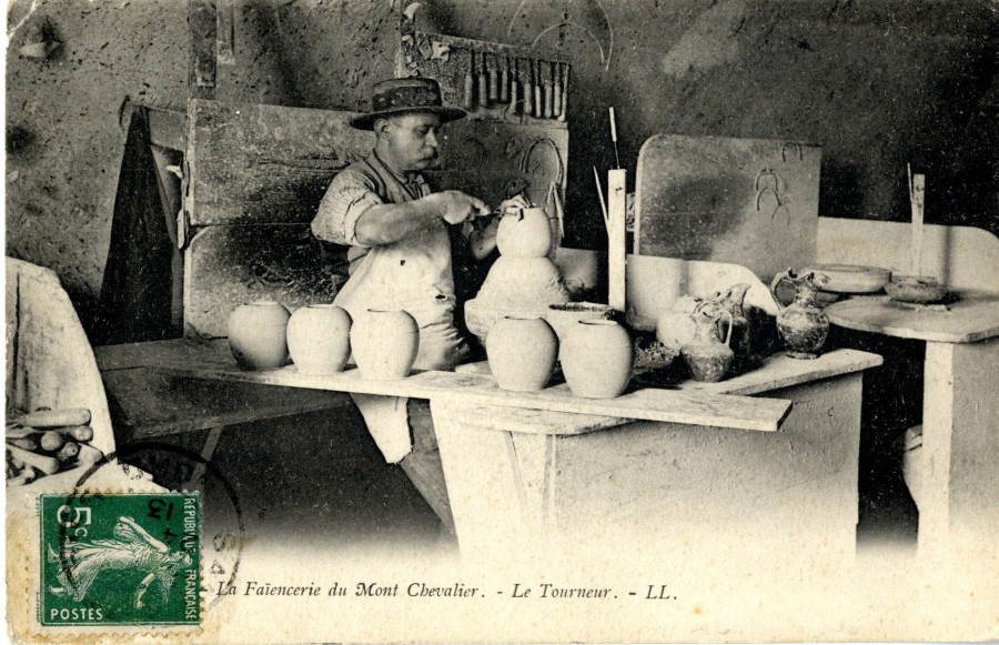 Faencerie du Montchevalier, le tourneur, AMC 55Fi50 (1913)