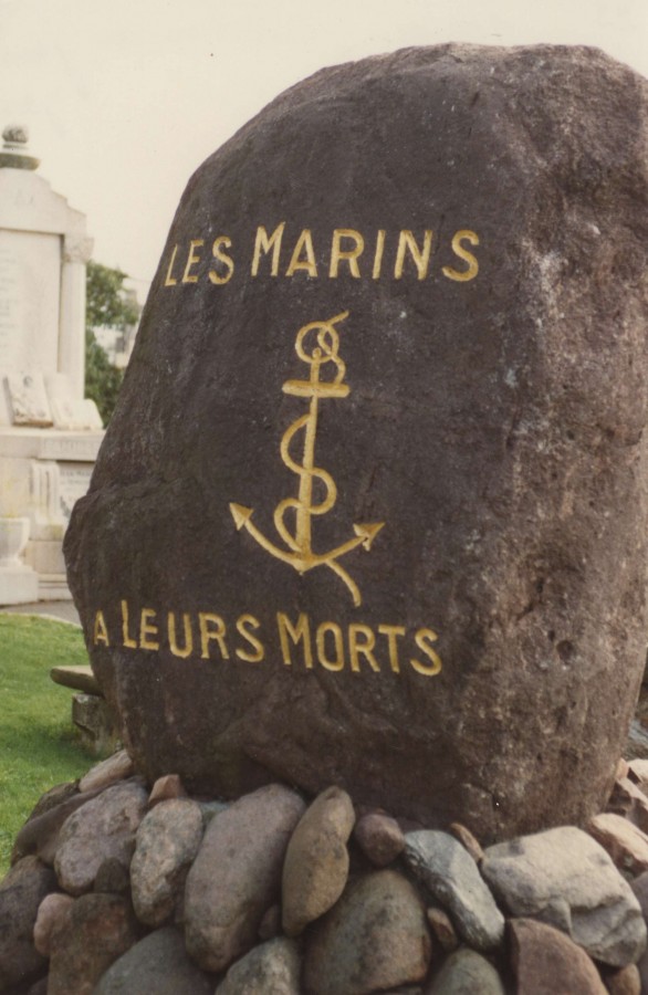 Marins morts  la guerre (AMC 32Fi1329)