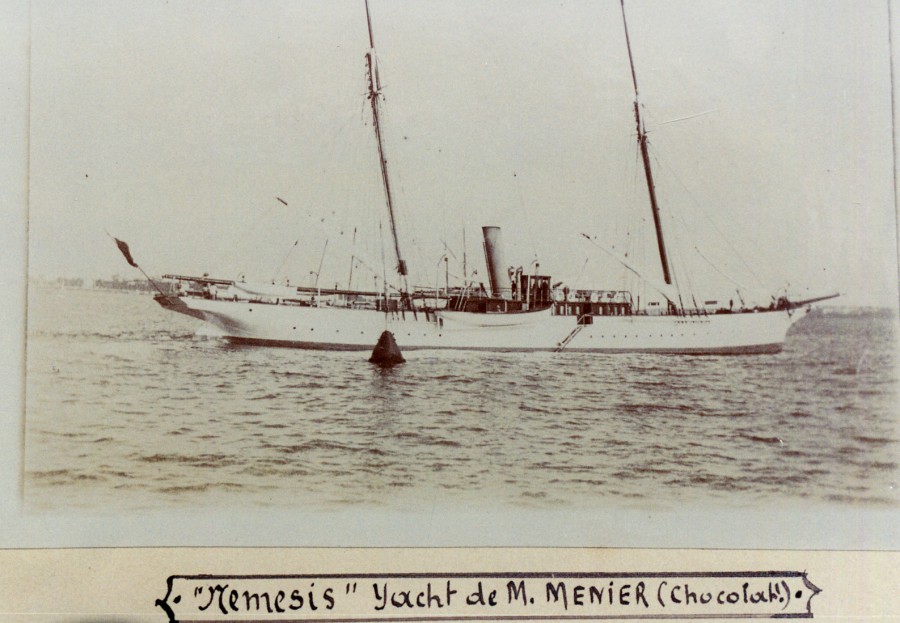 "Nemesis" le yacht de M. Menier (AMC 18S20_32Fi122)
