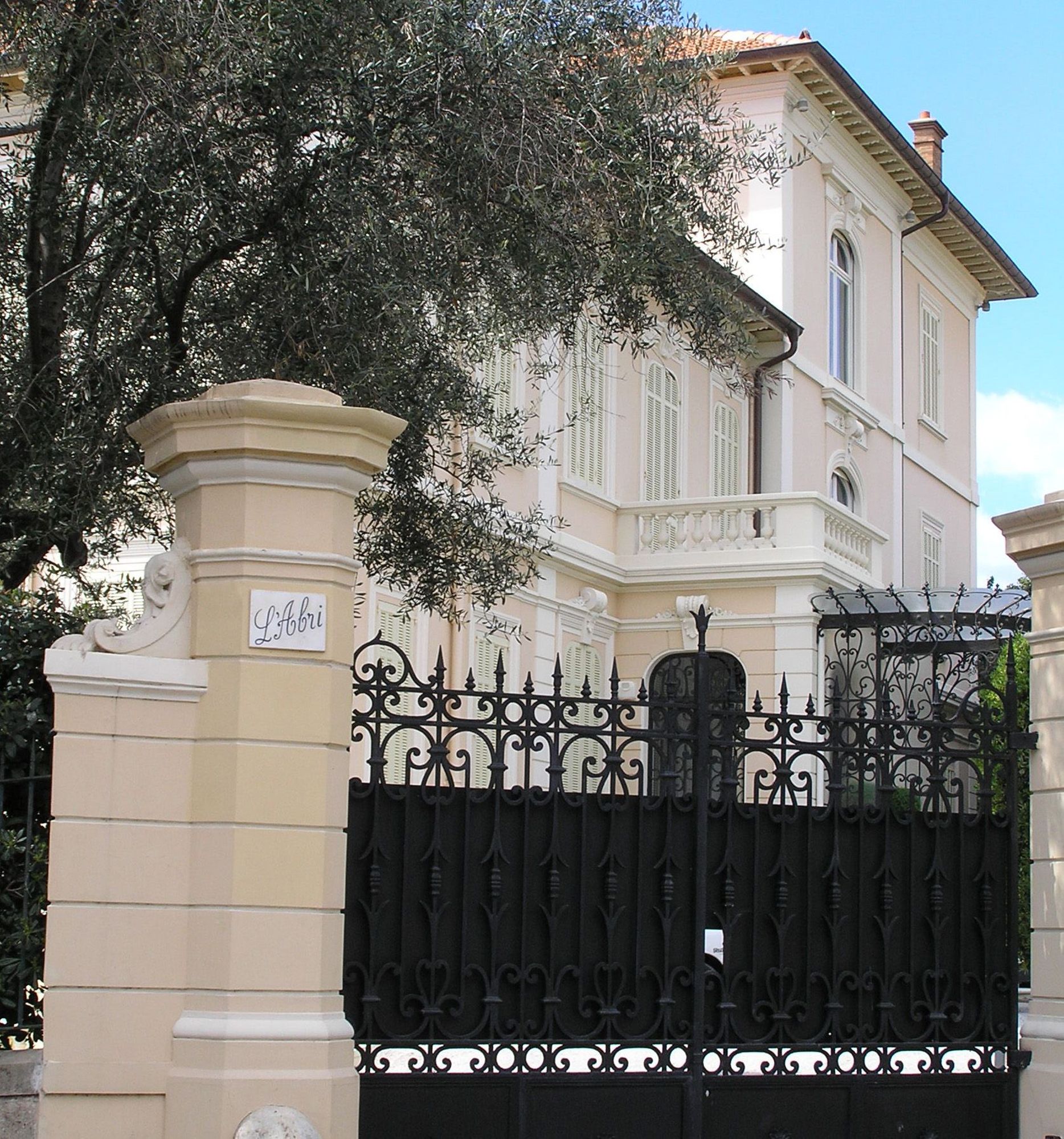 Le Petit Juas et ses traverses