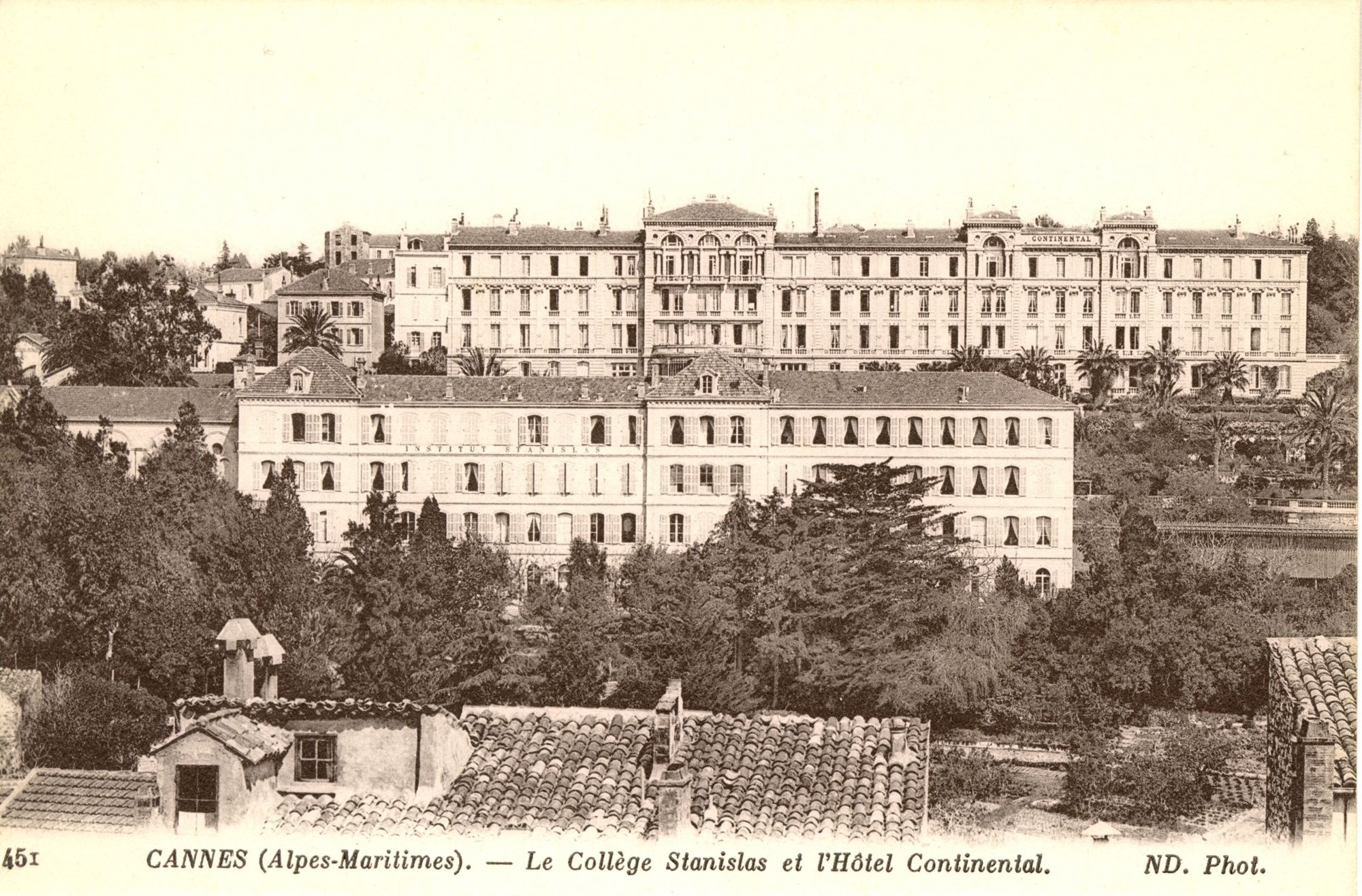 Administrer la Cité face à l'urgence des besoins