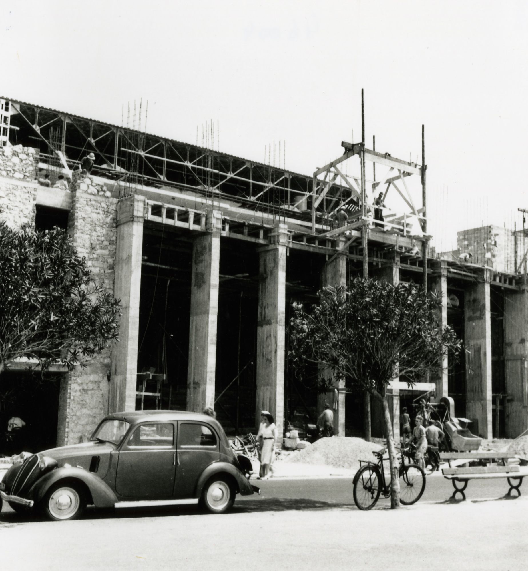 Construction du palais des festivals, 1947. Photographie anonyme. AMC, 25Fi352
